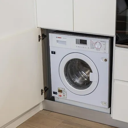 - By Smarthomes * São Martinho do Porto