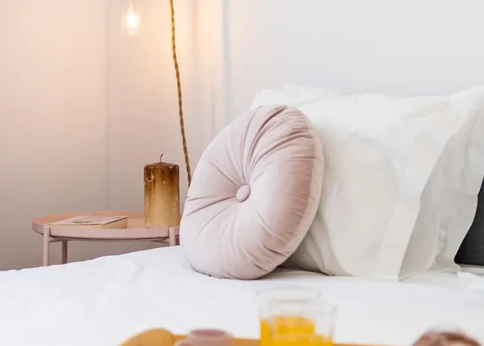 - By Smarthomes Apartment *